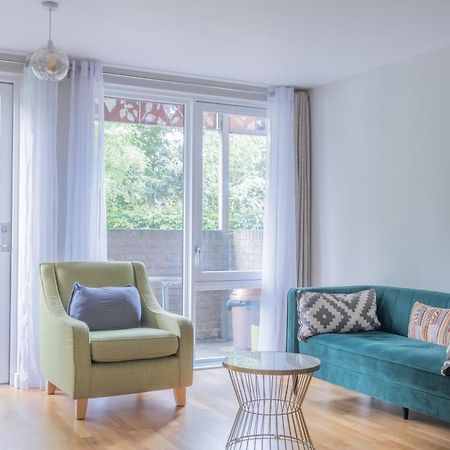 Brand New London Flat With Car Park Londres Exterior foto