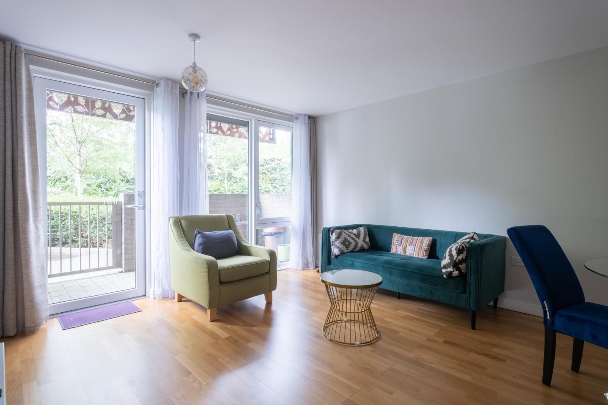 Brand New London Flat With Car Park Londres Exterior foto